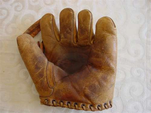 Pepper Martin Rawlings 400V Back